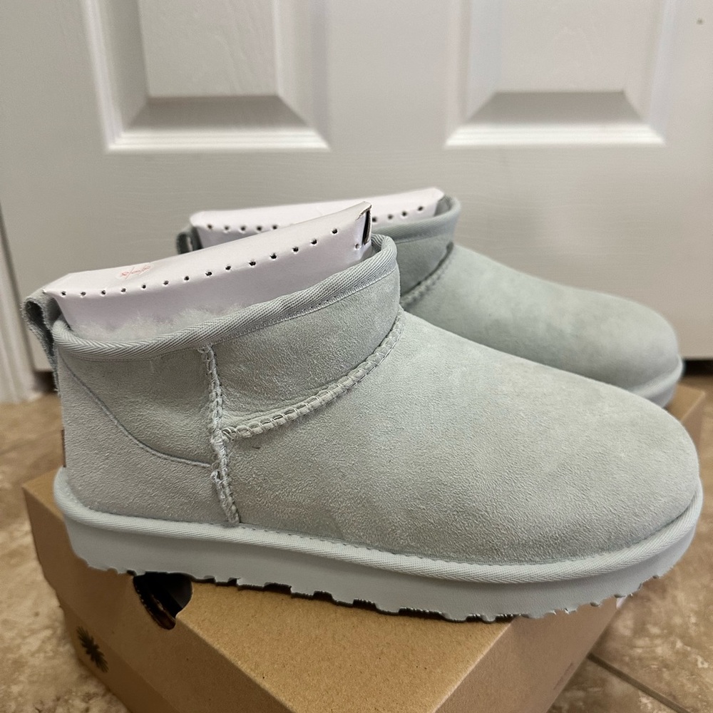 UGG Classic Ultra Mini-Goose